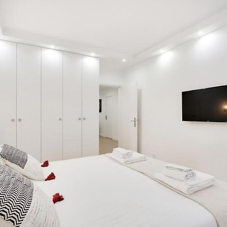 Trocadero/ Eiffel Tower - 3 Bedrooms- All New! Paris Eksteriør billede