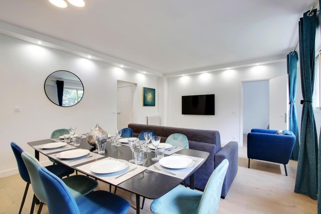 Trocadero/ Eiffel Tower - 3 Bedrooms- All New! Paris Eksteriør billede
